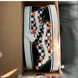 Butterfly vans